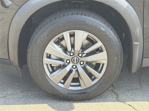 Used 2024 Nissan Pathfinder S AWD/4WD image 31