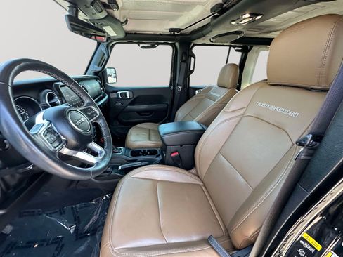Used 2023 Jeep Wrangler Unlimited Rubicon 4xe w/ Cold Weather Group AWD/4WD image 20