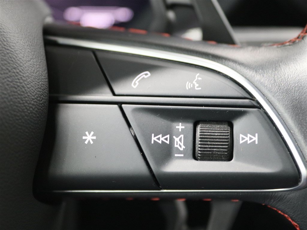 Used 2021 Lamborghini Urus AWD/4WD image 38