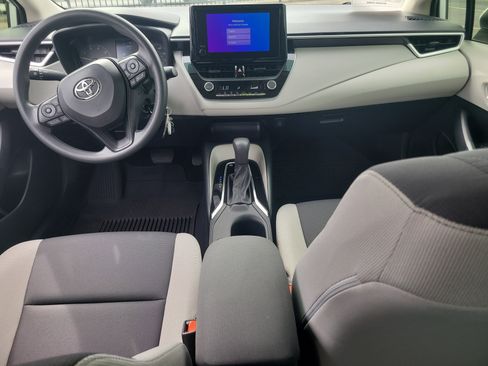 Certified 2025 Toyota Corolla LE image 14