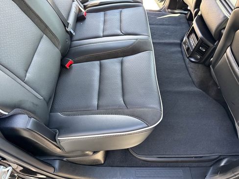 Used 2025 RAM 1500 Laramie image 14