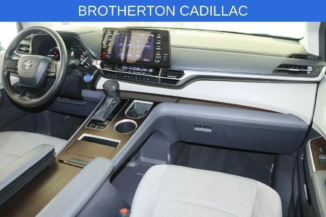 Used 2024 Toyota Sienna LE AWD/4WD image 28