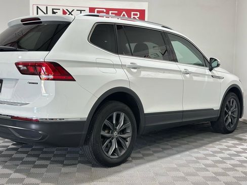 Used 2022 Volkswagen Tiguan SE image 9
