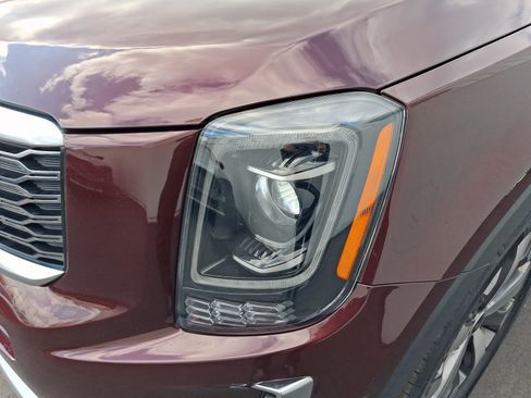 Used 2020 Kia Telluride EX w/ EX Premium Package image 10