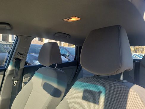 Used 2012 Hyundai Accent GS image 16