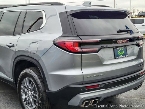 Certified 2025 GMC Acadia Elevation image 6