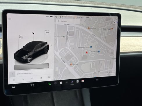 Used 2024 Tesla Model Y Long Range image 11