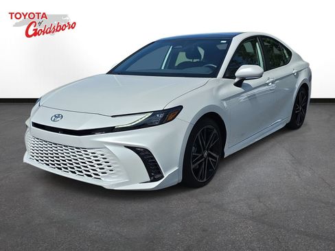Used 2026 Toyota Camry XSE FWD image 1