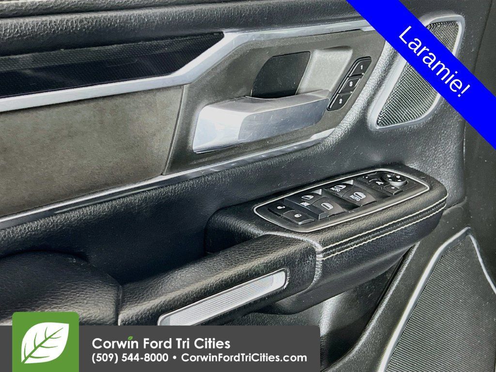 Used 2021 RAM 1500 Laramie AWD/4WD image 11