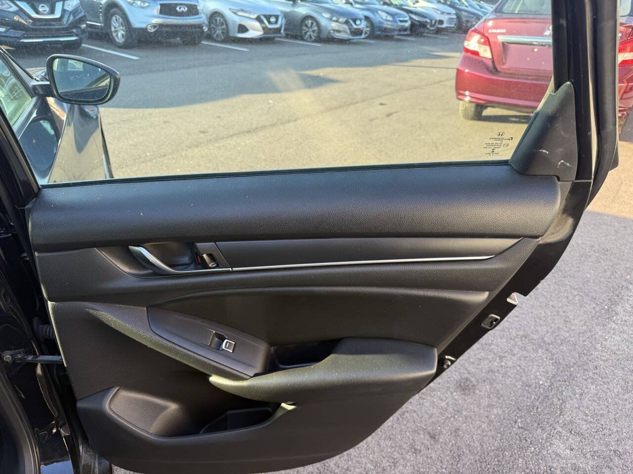 Used 2019 Honda Accord LX image 17