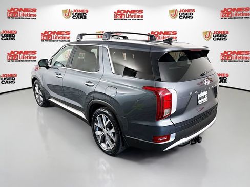 Used 2022 Hyundai Palisade SEL w/ 8P Bench Seat Package AWD/4WD image 2