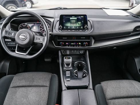 Used 2024 Nissan Rogue SV FWD image 12