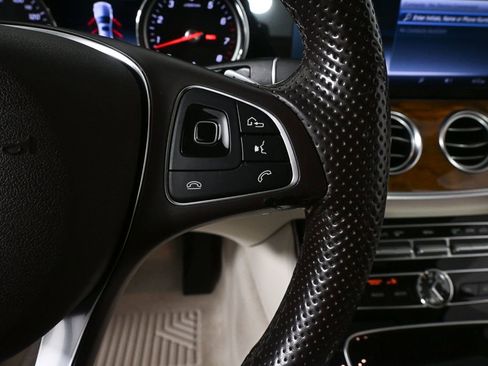 Certified 2017 Mercedes-Benz E 300 4MATIC image 11