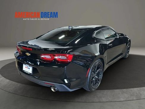 Used 2023 Chevrolet Camaro LT RWD image 5