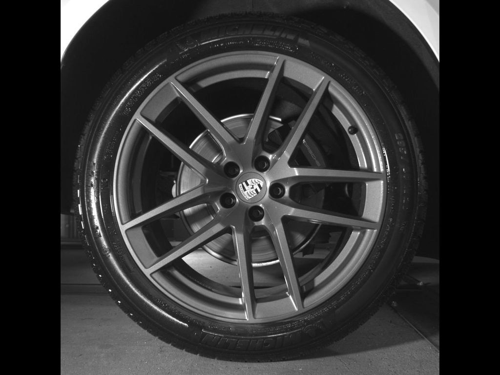 Used 2026 Porsche Macan Turbo AWD/4WD image 11