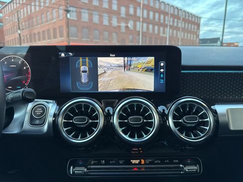 Certified 2024 Mercedes-Benz GLB 250 GLB 250 image 29