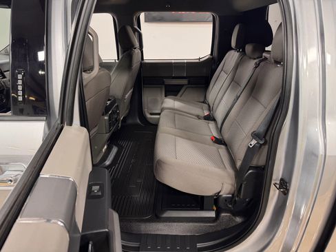 Used 2022 Ford F350 XLT w/ XLT Premium Package image 15