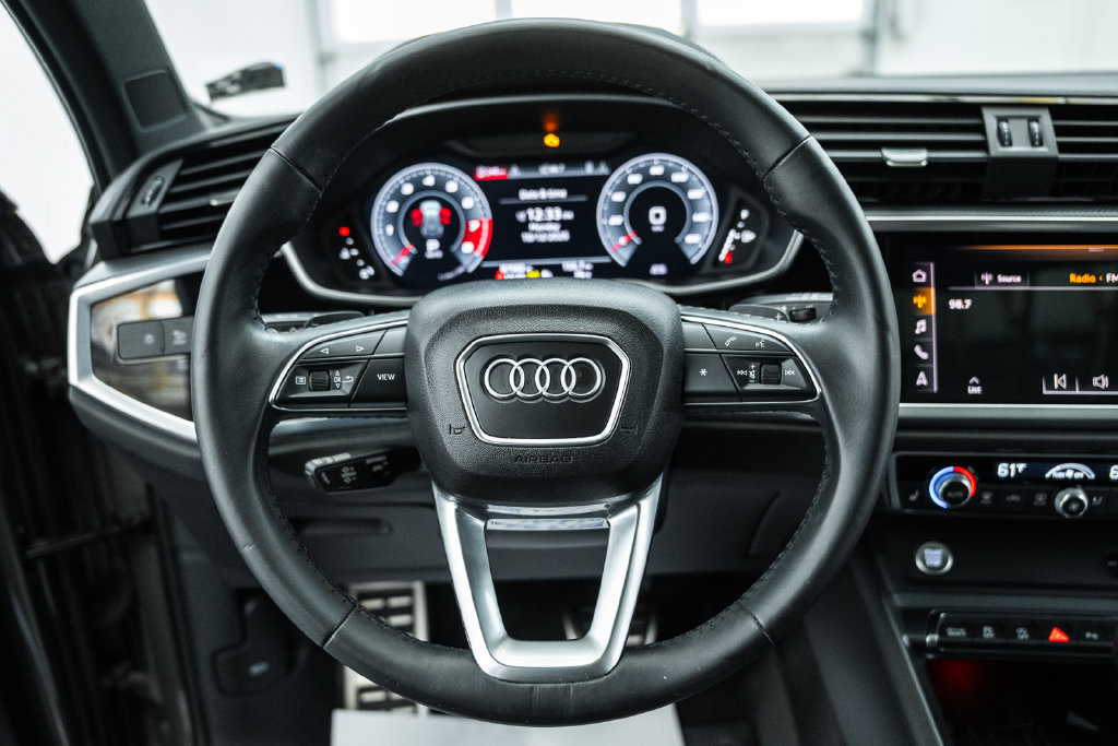 Used 2020 Audi Q3 2.0T Prestige w/ Prestige Package AWD/4WD image 28