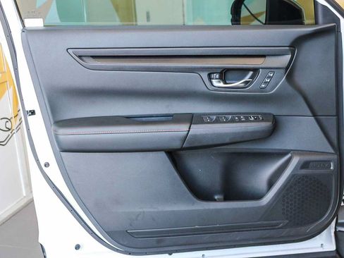 Certified 2025 Honda CR-V Sport-L image 21