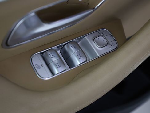 Used 2024 Mercedes-Benz GLE 450 4MATIC image 21