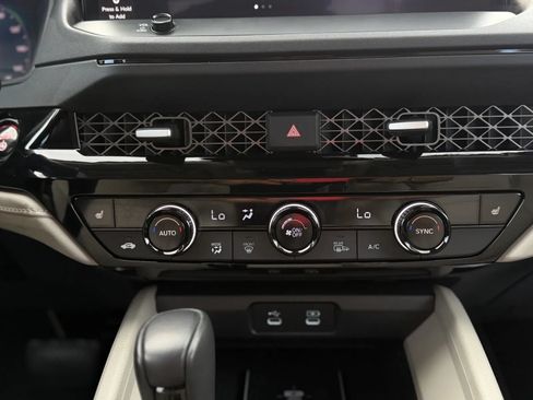 Used 2026 Honda Accord EX-L image 32
