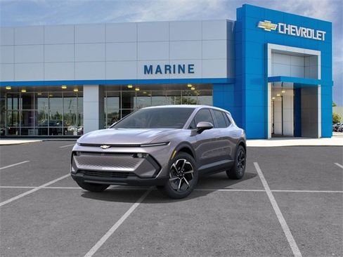 New 2026 Chevrolet Equinox EV LT image 8