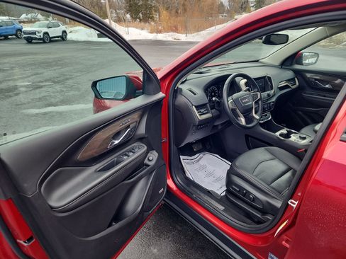 Certified 2024 GMC Terrain Denali w/ Denali Premium Package image 10