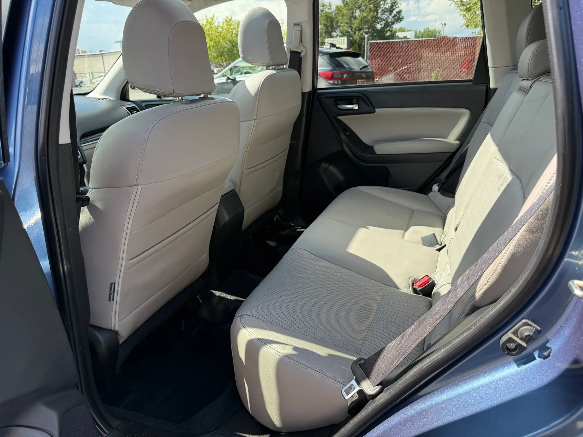 Used 2017 Subaru Forester 2.5i Limited w/ Popular Package #2 AWD/4WD image 13