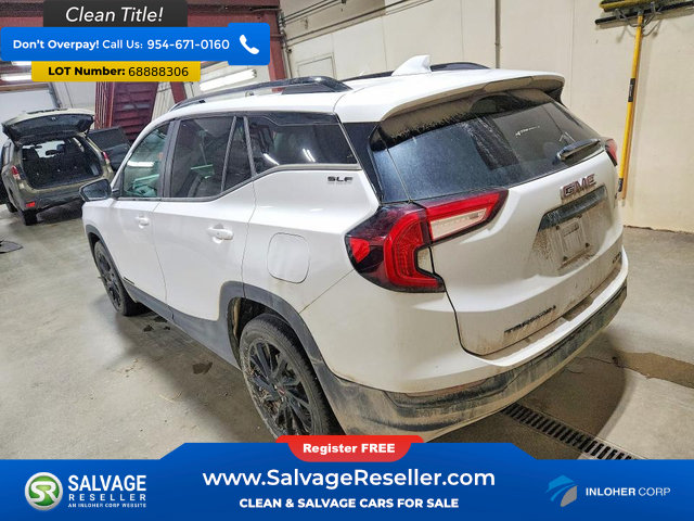 Used 2024 GMC Terrain SLE w/ Driver Convenience Package AWD/4WD image 3