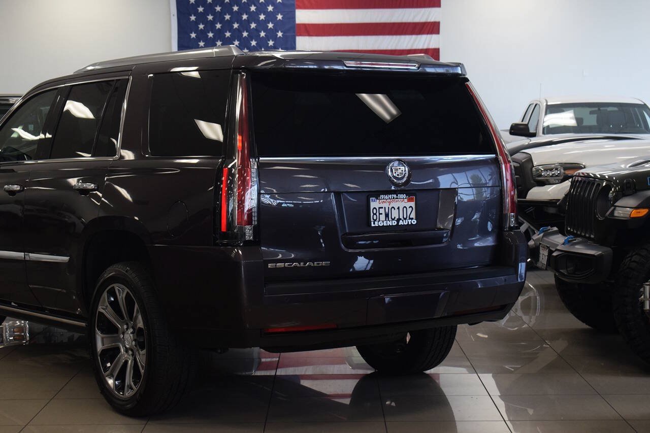 Used 2015 Cadillac Escalade Premium AWD/4WD image 10