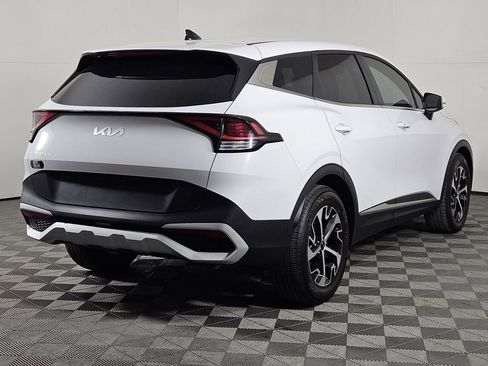 Used 2025 Kia Sportage EX image 5