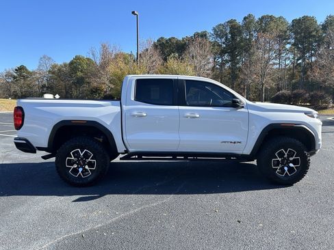 Used 2024 GMC Canyon AT4X image 25