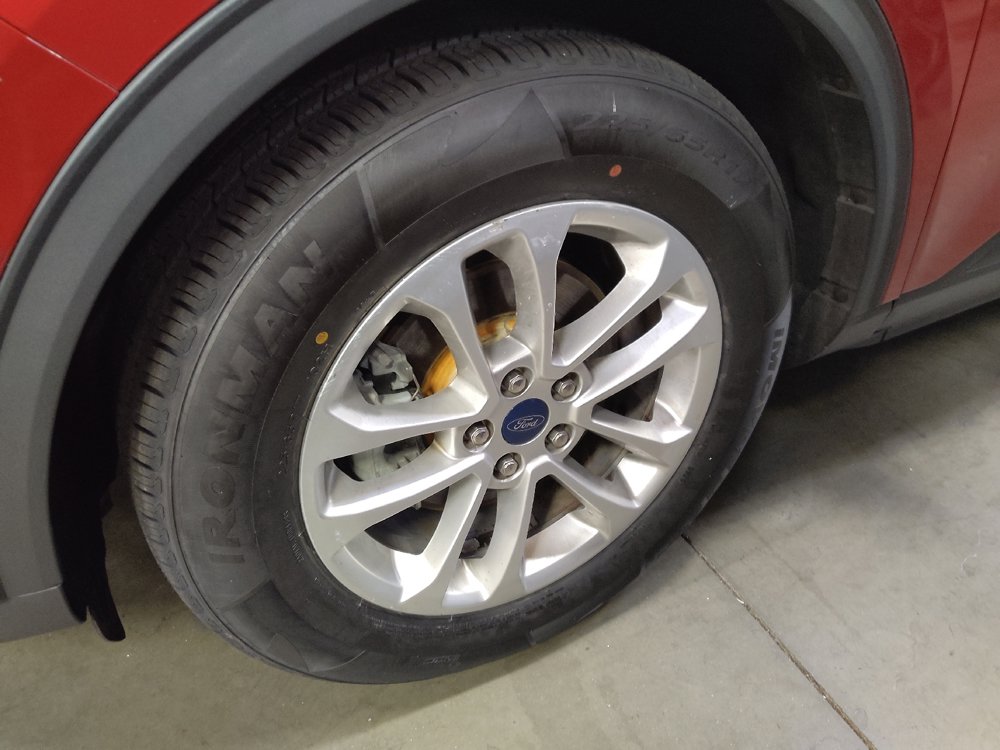Used 2022 Ford Escape SE FWD image 31