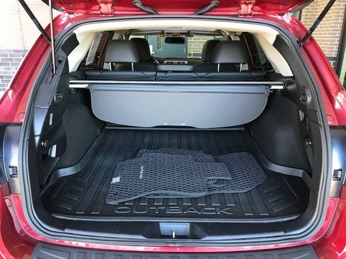 Used 2015 Subaru Outback 2.5i Limited image 10