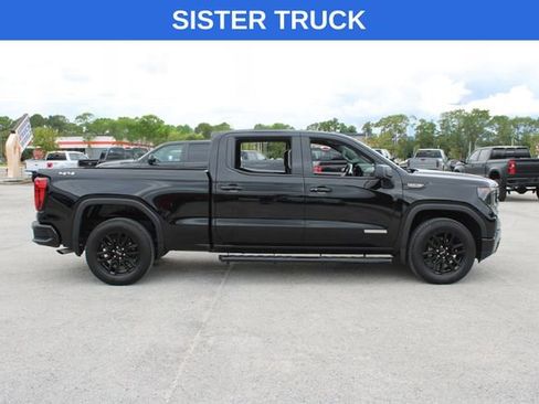 Used 2025 GMC Sierra 1500 Elevation AWD/4WD image 12