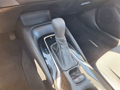 Used 2021 Toyota Corolla LE image 13