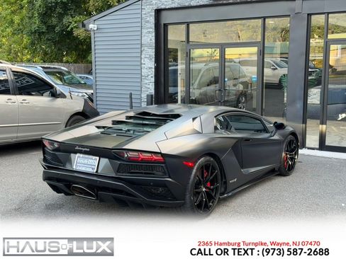 Used 2018 Lamborghini Aventador S AWD/4WD image 35