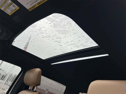 Used 2023 Ford F250 Lariat w/ Tremor Off-Road Package image 34