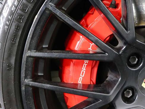 Used 2023 Porsche Cayenne GTS image 13
