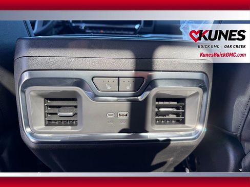 New 2026 GMC Sierra 3500 SLT w/ SLT Premium Package image 7