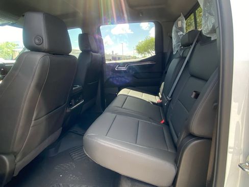 New 2026 Chevrolet Silverado 1500 LT Trail Boss w/ Convenience Package II AWD/4WD image 18