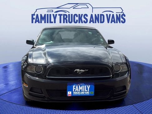 Used 2013 Ford Mustang Premium RWD image 8