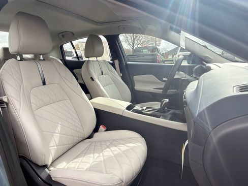 New 2026 Nissan Sentra SL image 16