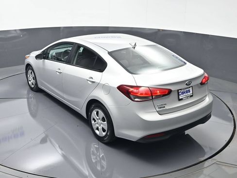 Used 2017 Kia Forte LX FWD image 45