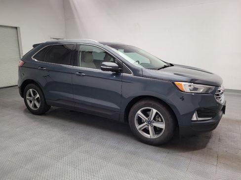 Used 2019 Ford Edge SEL FWD image 11