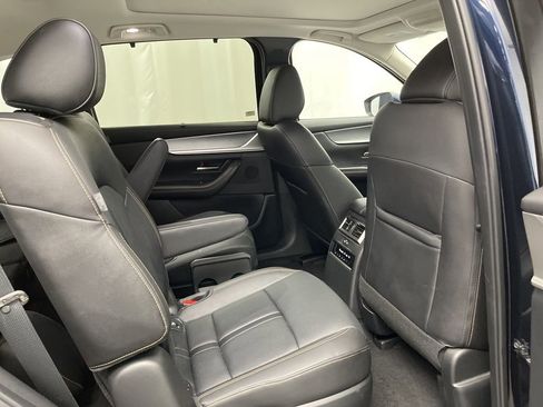 Used 2024 MAZDA CX-90 Plug-In Hybrid w/ Premium Pkg image 33