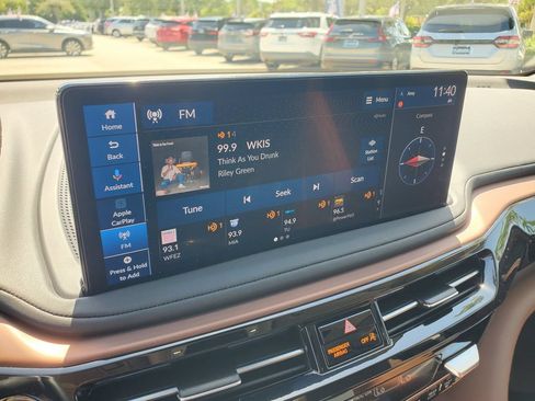 Used 2025 Acura MDX w/ Technology Package FWD image 29