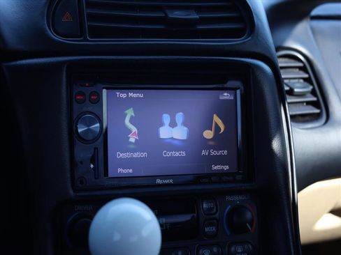 Used 2001 Chevrolet Corvette Coupe w/ Preferred Equipment Group2 image 9