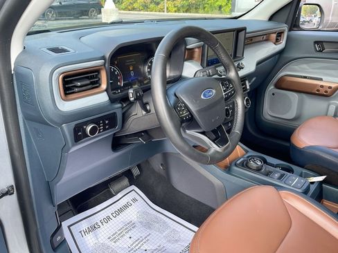 Used 2023 Ford Maverick Lariat w/ Lariat Luxury Package image 10