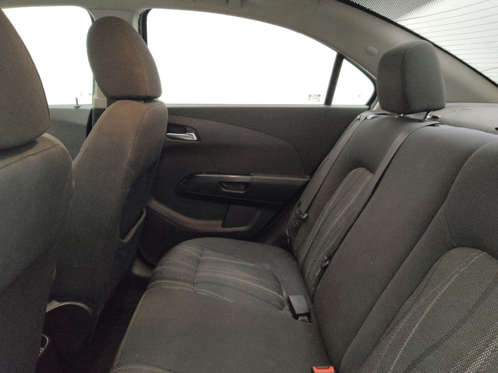 Used 2018 Chevrolet Sonic LT FWD image 18